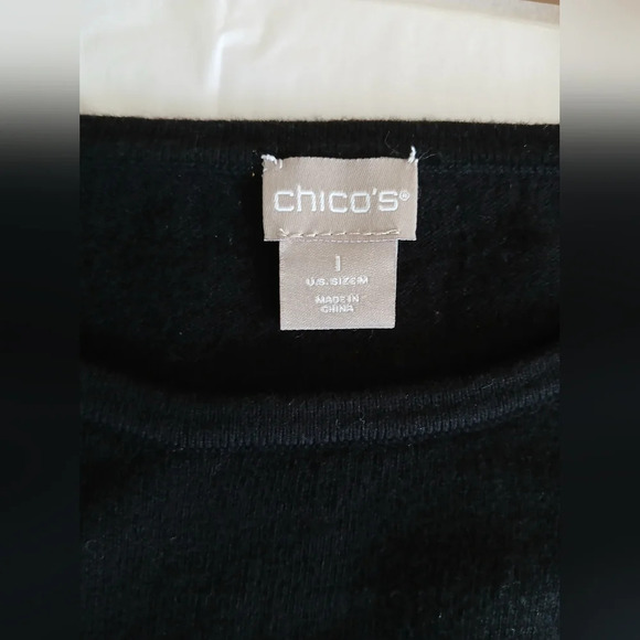 Chicos sweater with Bell sleeves Chicos size 1 USA medium - Picture 3 of 6